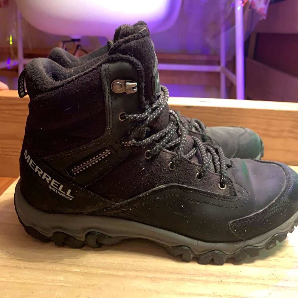 Merrell Black Outdoor Boots - Picture 9 of 9